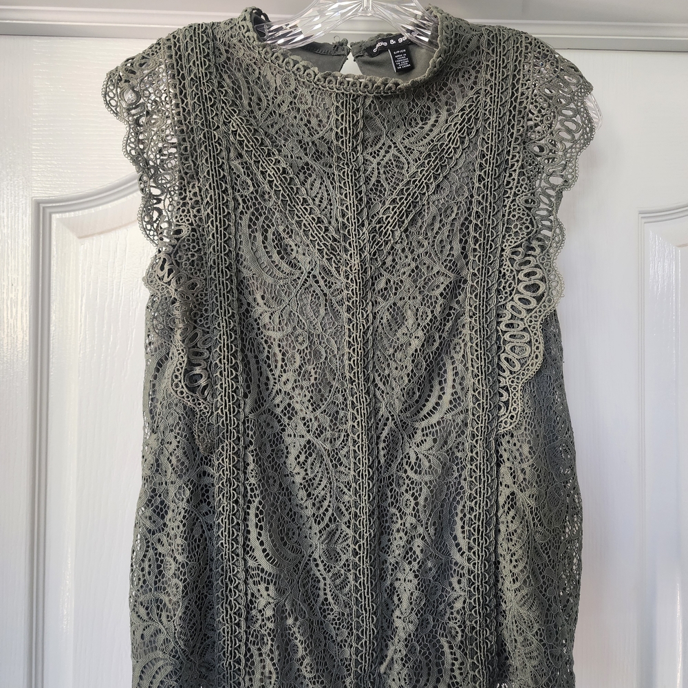 Lace Blouse in Olive